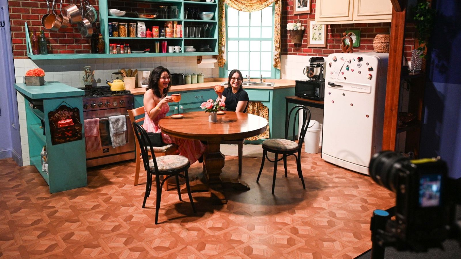 The one where Central Perk comes to Mumbai