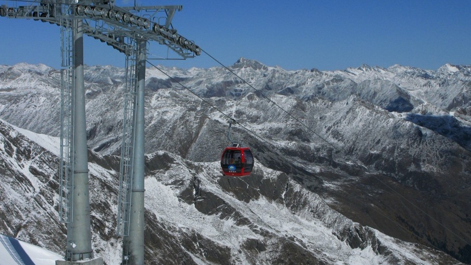 Gulmarg Gondola to Mi Teleférico: 7 highest ropeways in the world