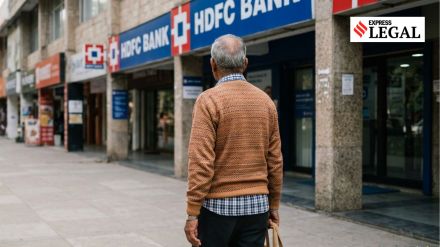 HDFC Bank account froze fraud complain senior citizen consumer complain