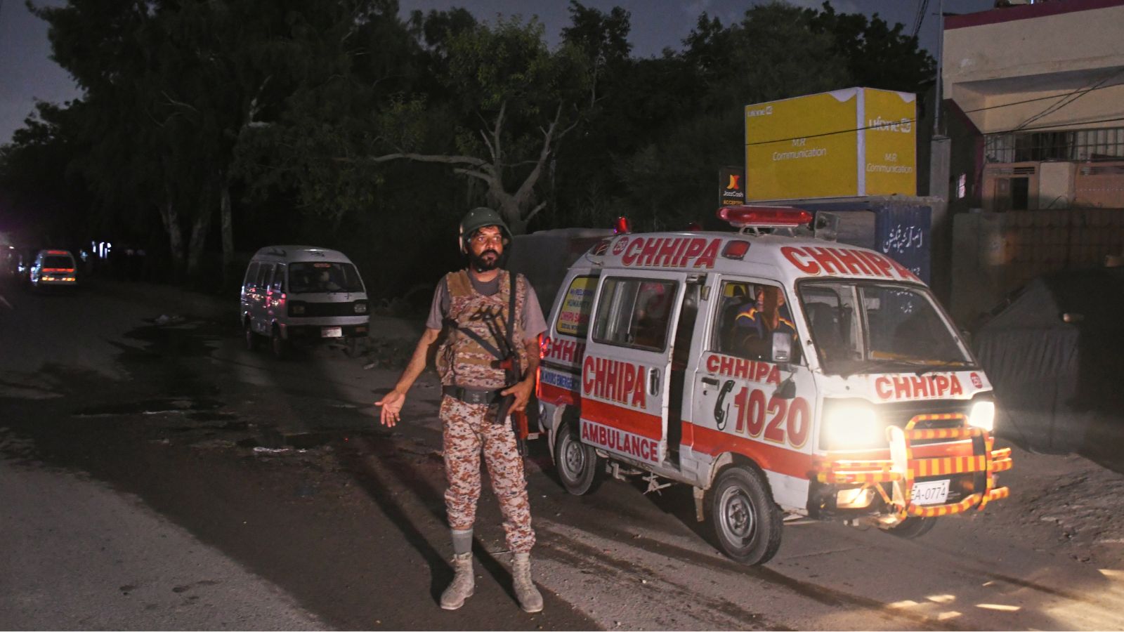Pakistan Strikes Militant Hideouts Along Afghan Border, Killing 29
