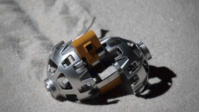 Tiny ‘crawling’ robot solves Japan’s moon lander mystery