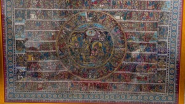 The Prime Minister gifted a Kalamkari Mahabharata painting to French President Emmanuel Macron.
