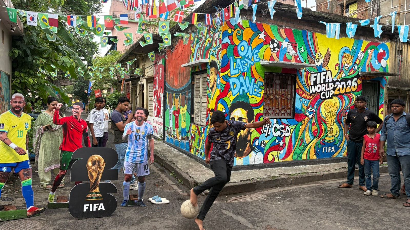 From Fariapukur murals to tea stalls, Kolkata’s unmatched FIFA World Cup frenzy