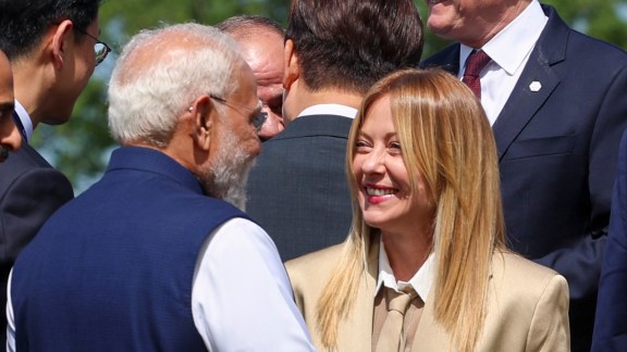 Modi Meloni viral video