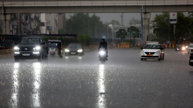 India weather forecast: North likely to sizzle under heatwave; monsoon sparks Orange alert in Kerala | India News - The Indian Express