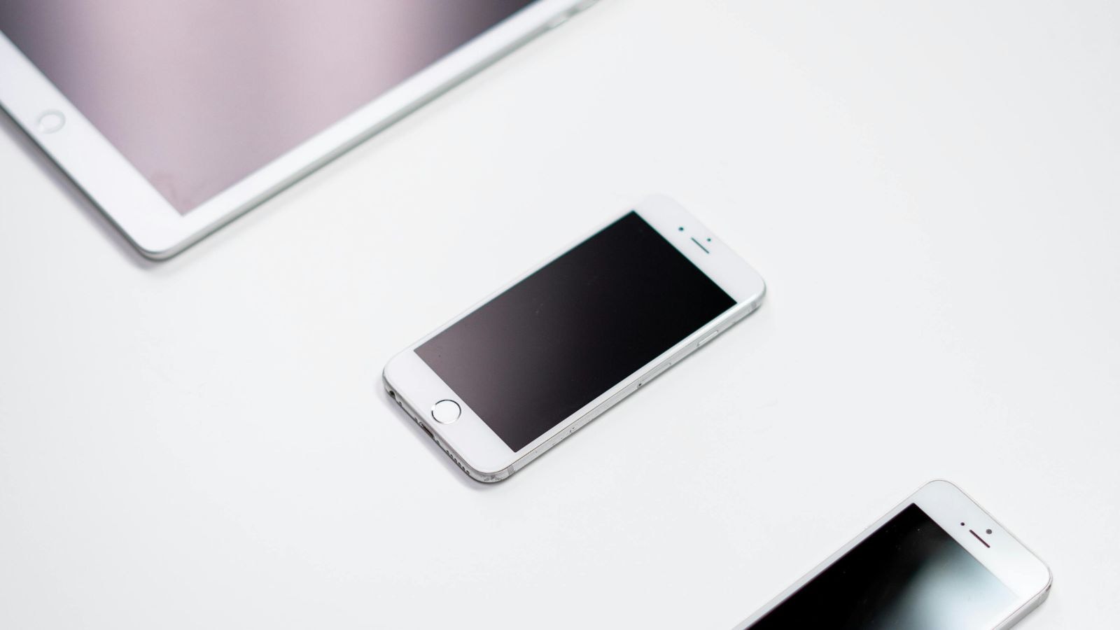 Nagpur boys steal Rs 11-lakh luxury taps to buy iPhones for girlfriends