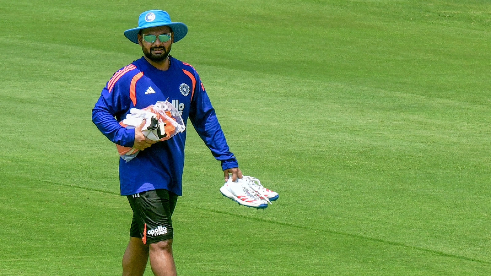 ‘How you want to conduct yourself as a senior player’: Gambhir’s chat with Pant