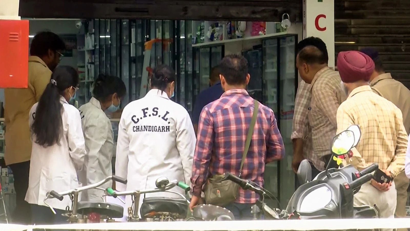 Cashier had no enemies, says family as police hunt Chandigarh Sector 11 shooters