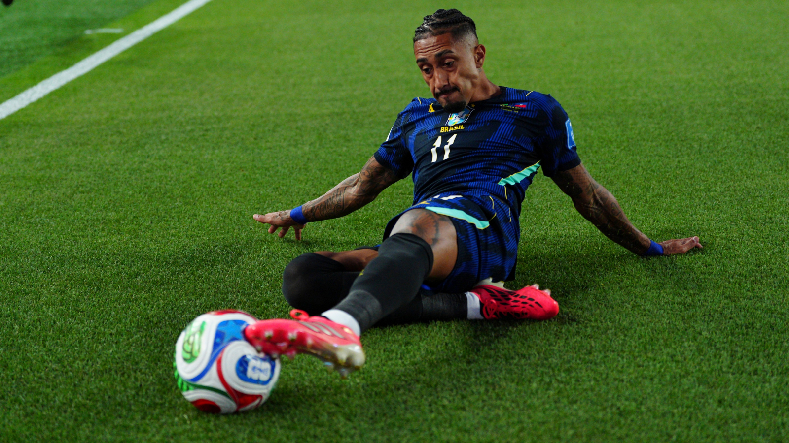 Raphinha’s injury clouds Brazil’s 3-0 Haiti rout, team awaits MRI result