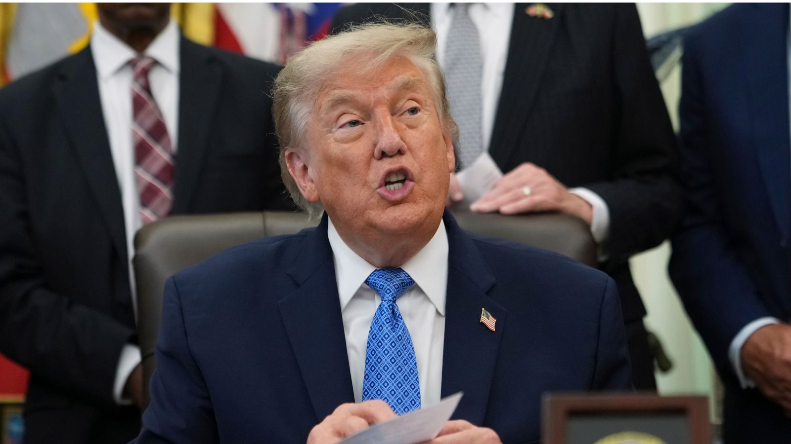 US and Iran Trade Military Strikes as Gulf Tensions Escalate