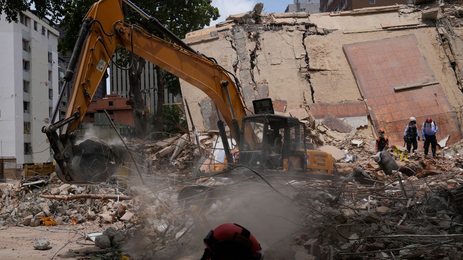 Pulled from the rubble alive: Videos show dramatic rescues in Venezuela after twin earthquakes | World News
