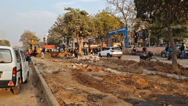 Walking on footpaths is a fundamental right, says SC. Here's how Gurgaon fares