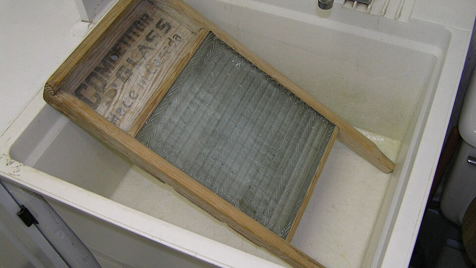 Kitchen tools everyone owned in the 1900’s