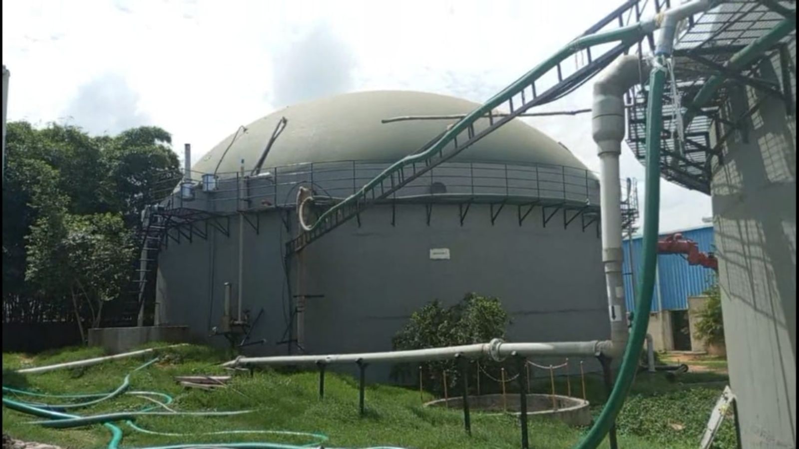50 tonnes in, 1 tonne out: Bengaluru startup turns city garbage into green energy amid LPG crisis