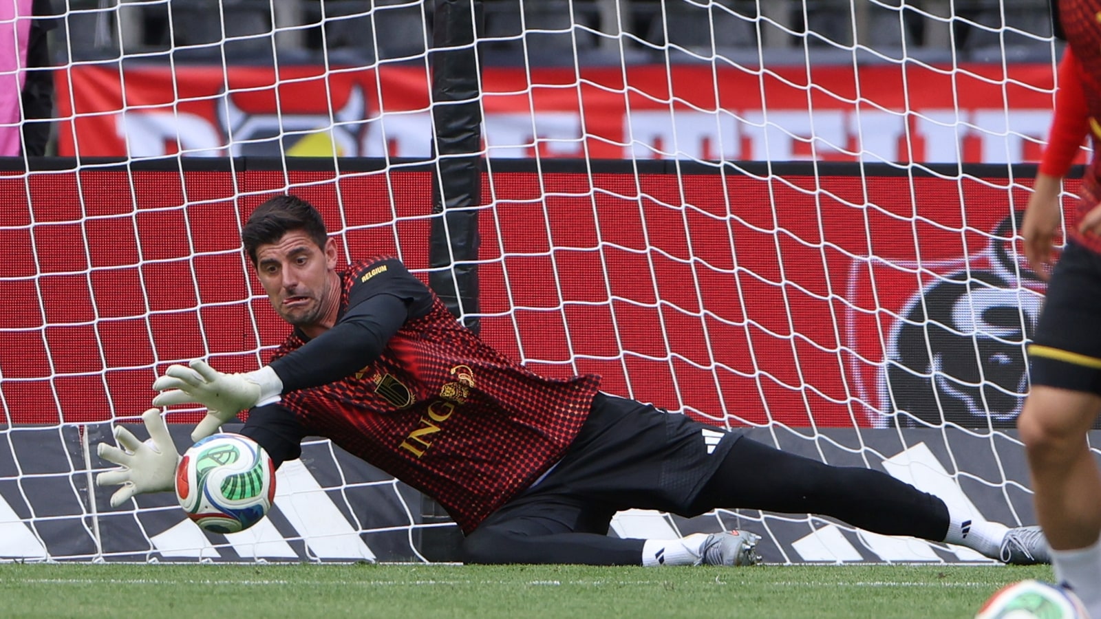 Top 5 Goalkeepers to Watch at the FIFA World Cup 2026