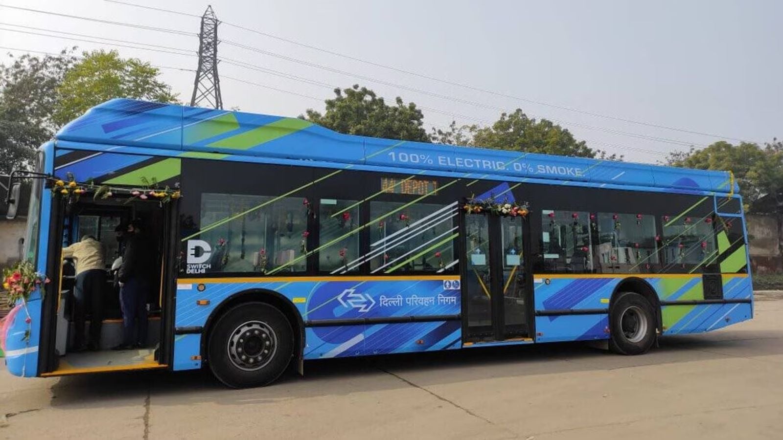 Delhi govt to induct 2,800 low-floor electric buses into city’s fleet under Centre’s PM E-DRIVE scheme