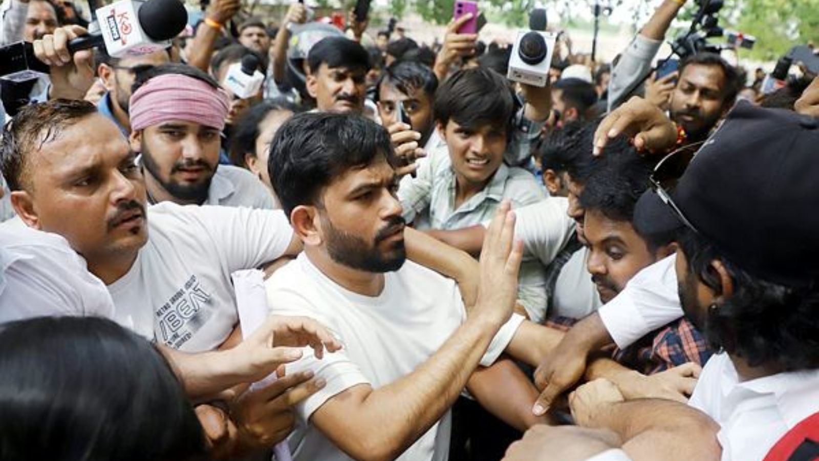 Cockroach Janta Party founder Abhijeet Dipke slapped during Jaipur protest