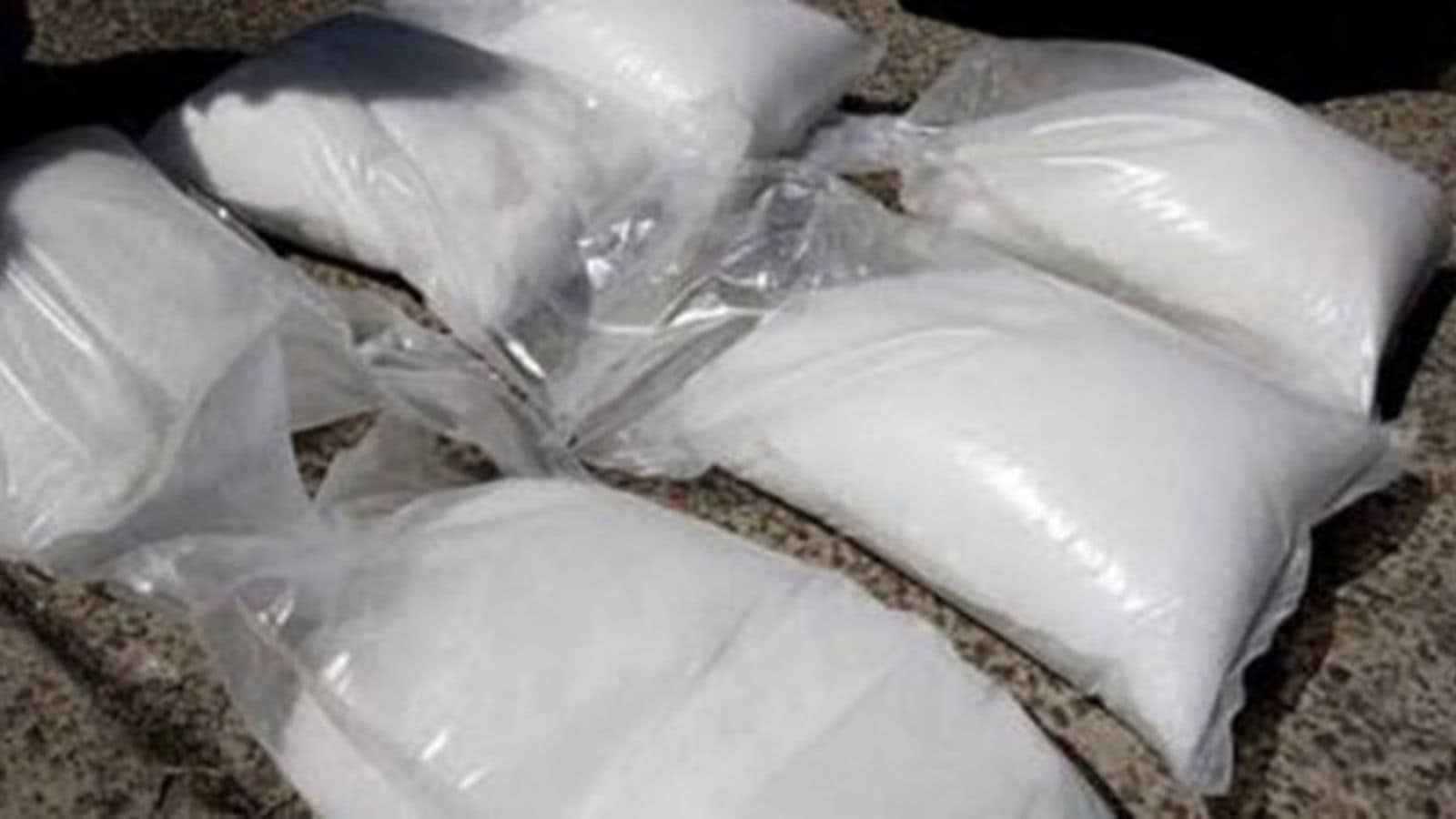 40% of Pak smugglers pushing drugs into Punjab located in Lahore, Kasur