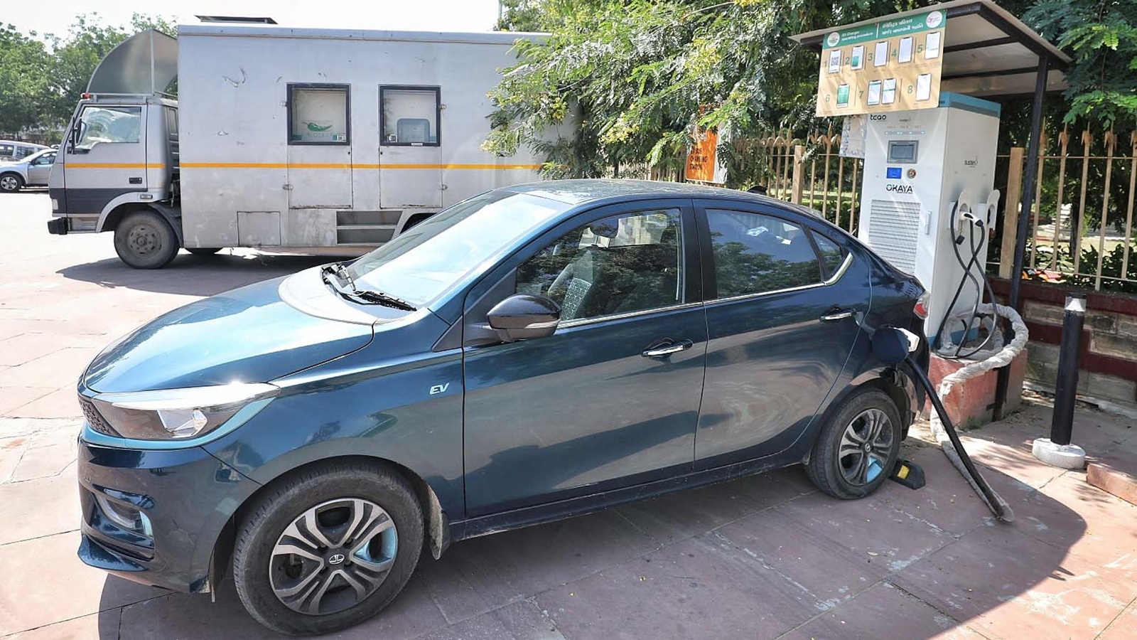 Delhi’s new EV policy may offer tax relief for strong hybrid cars: Debate intensifies ahead of cabinet nod