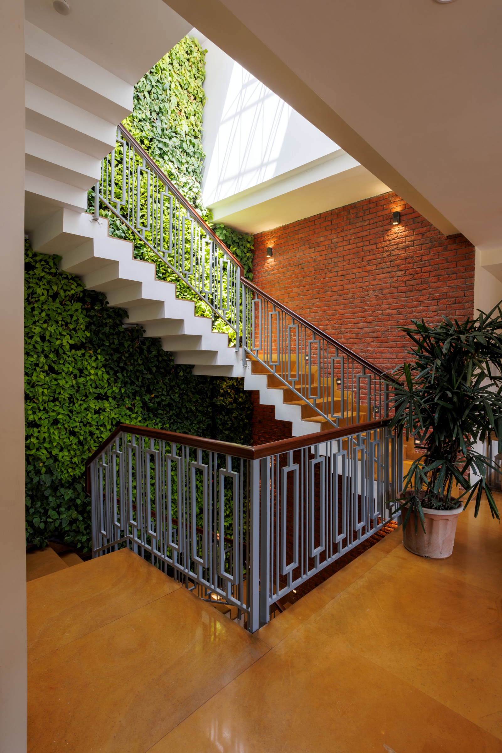 green wall
