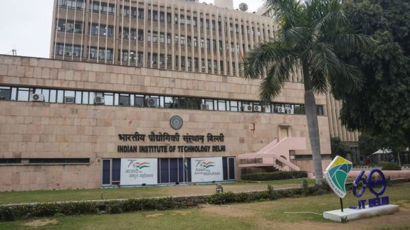 QS rankings: IIT-Delhi tops India list for 2nd yr, climbs to 118 globally