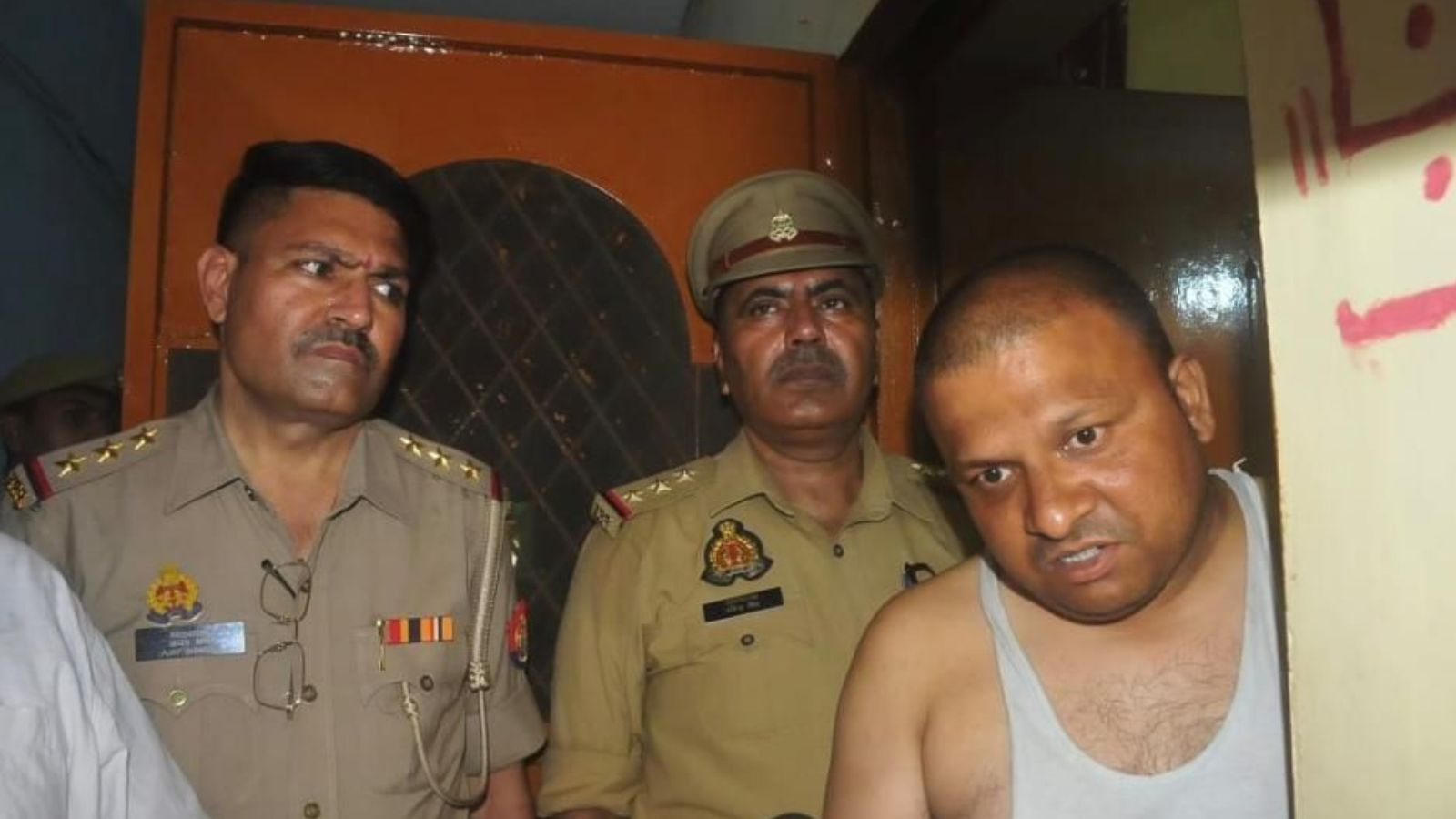 But on Thursday, a day after the rituals ended, a man in his 40s showed up at the family’s doorstep in Vaishali, Ghaziabad -- it was Girdhar.