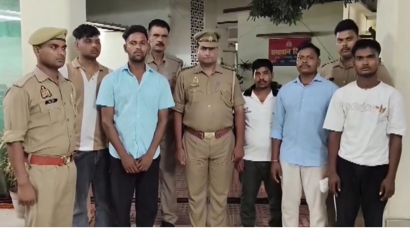5 arrested over ‘non-veg’ food, alcohol on Ganga, get bail same day