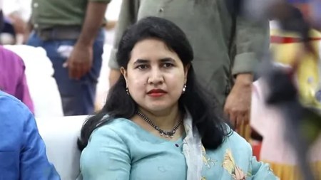 ‘No deliverables, no work output’: Probe on Pinarayi daughter ties with PSU