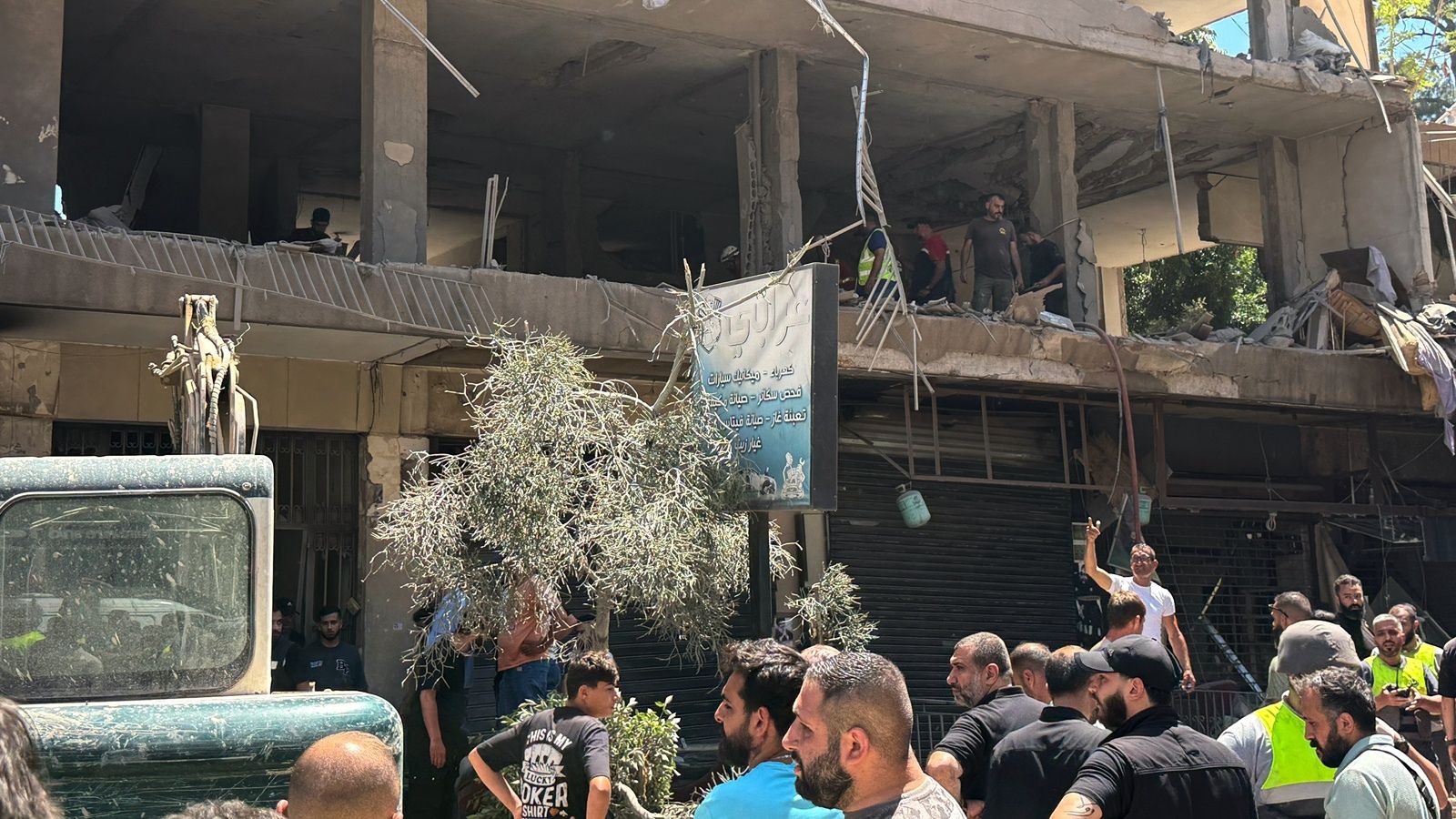 US-Israel-Iran War News Live Updates: Iran slams US ‘game of good cop, bad cop’ as Israel strikes Lebanon ahead of peace deal US-Israel-Iran War News Live Updates: Iran slams US ‘game of good cop, bad cop’ as Israel strikes Lebanon ahead of peace deal