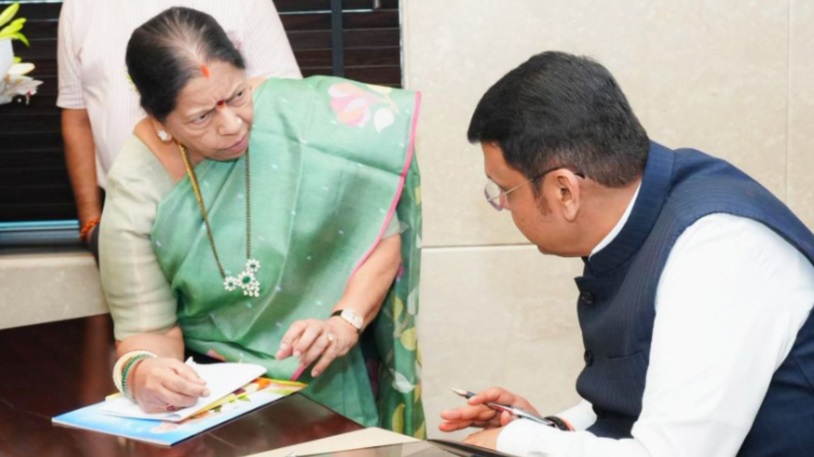 Tensions within Mahayuti: MLA Mhatre takes grievance against Naik to CM Fadnavis