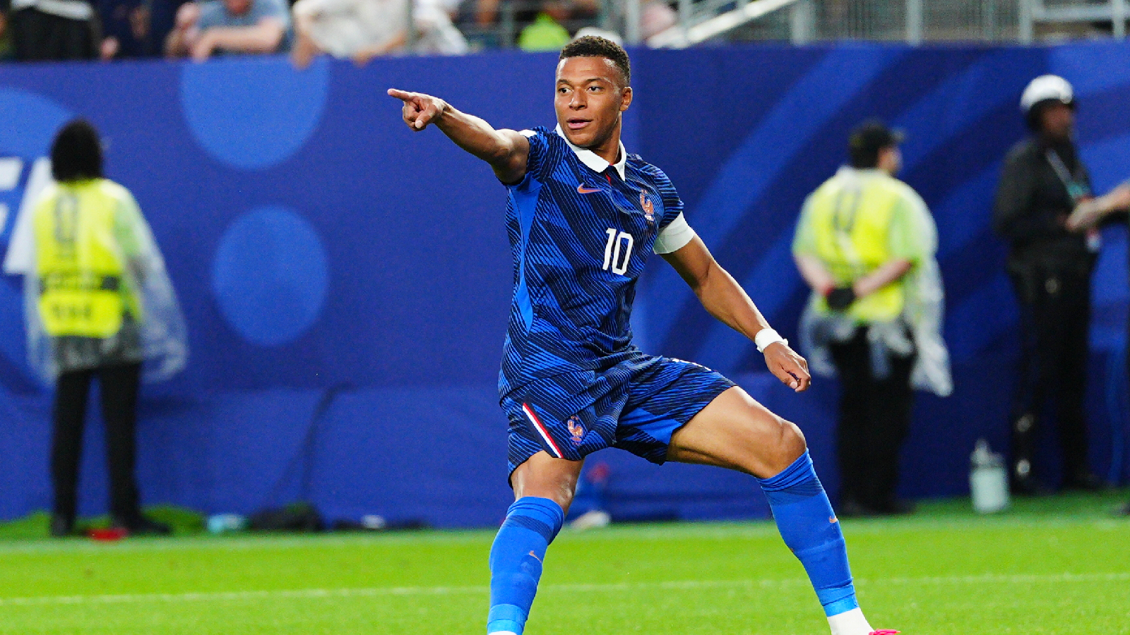 Mbappé approaching Messi’s 18 goal record in World Cup’s leaderboard charge