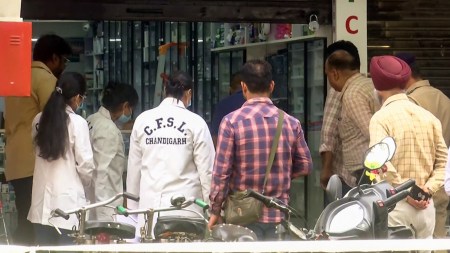 13 rounds fired from auto pistol, 13 rounds fired at Cashier, Chandigarh Cashier shot dead, Chandigarh Cashier murdered, Indian express news, current affairs