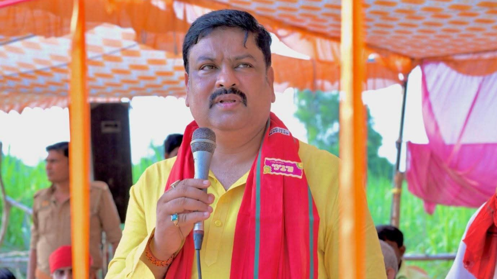 Ayodhya ex-MLA leads SP offensive over Ram temple theft: Meet Pawan Pandey | Political Pulse News