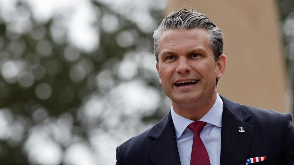Negotiate with bombs': Hegseth defends US strikes on Iran's Bandar Abbas, Qeshm as Tehran closes Strait of Hormuz