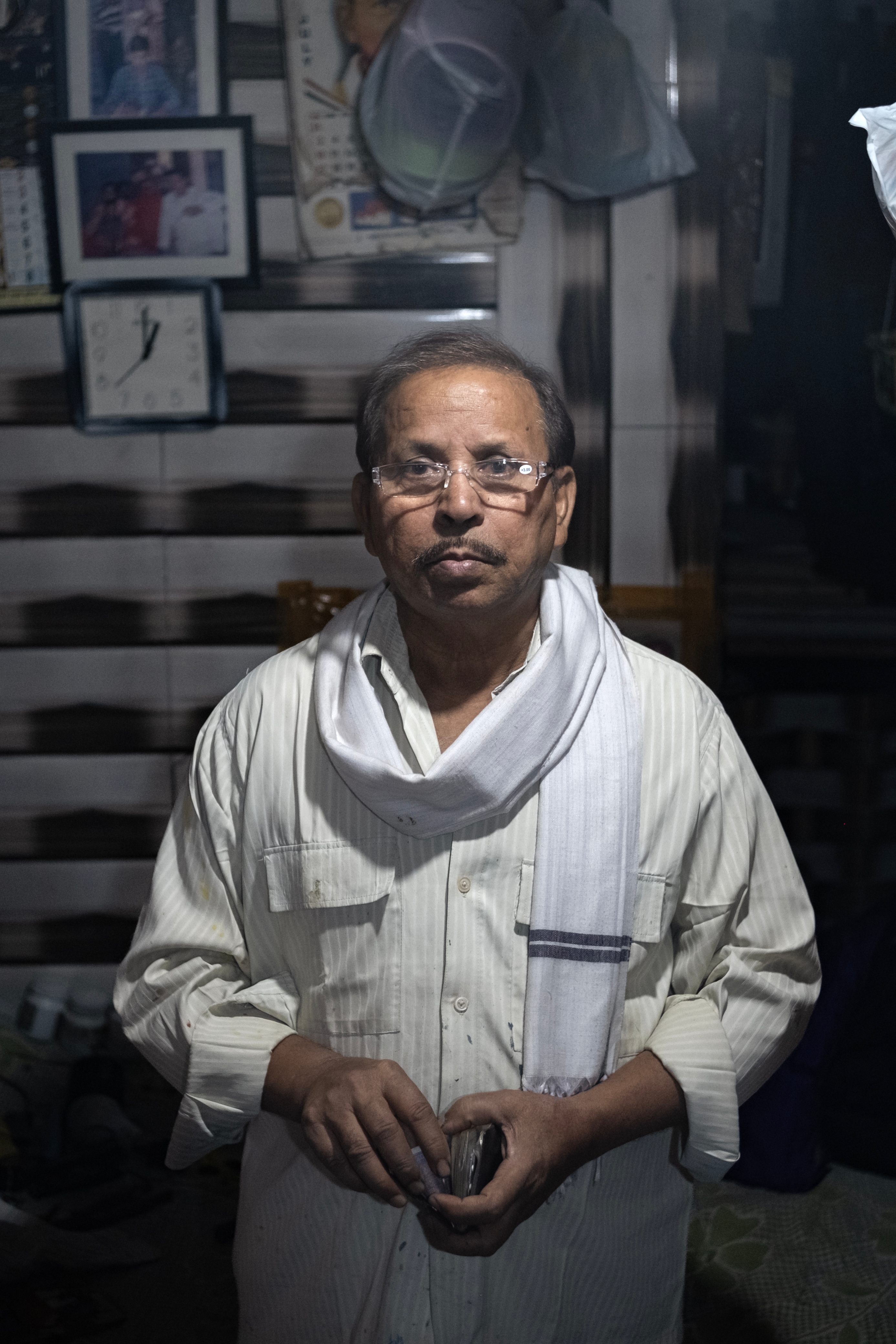 Ansari's portfolio ranges from hand-painted Bollywood film posters and portraits of freedom fighters to business hoarding boards, near Matia Mahal in Old Delhi. Express photo by Haobijam Chinglemba