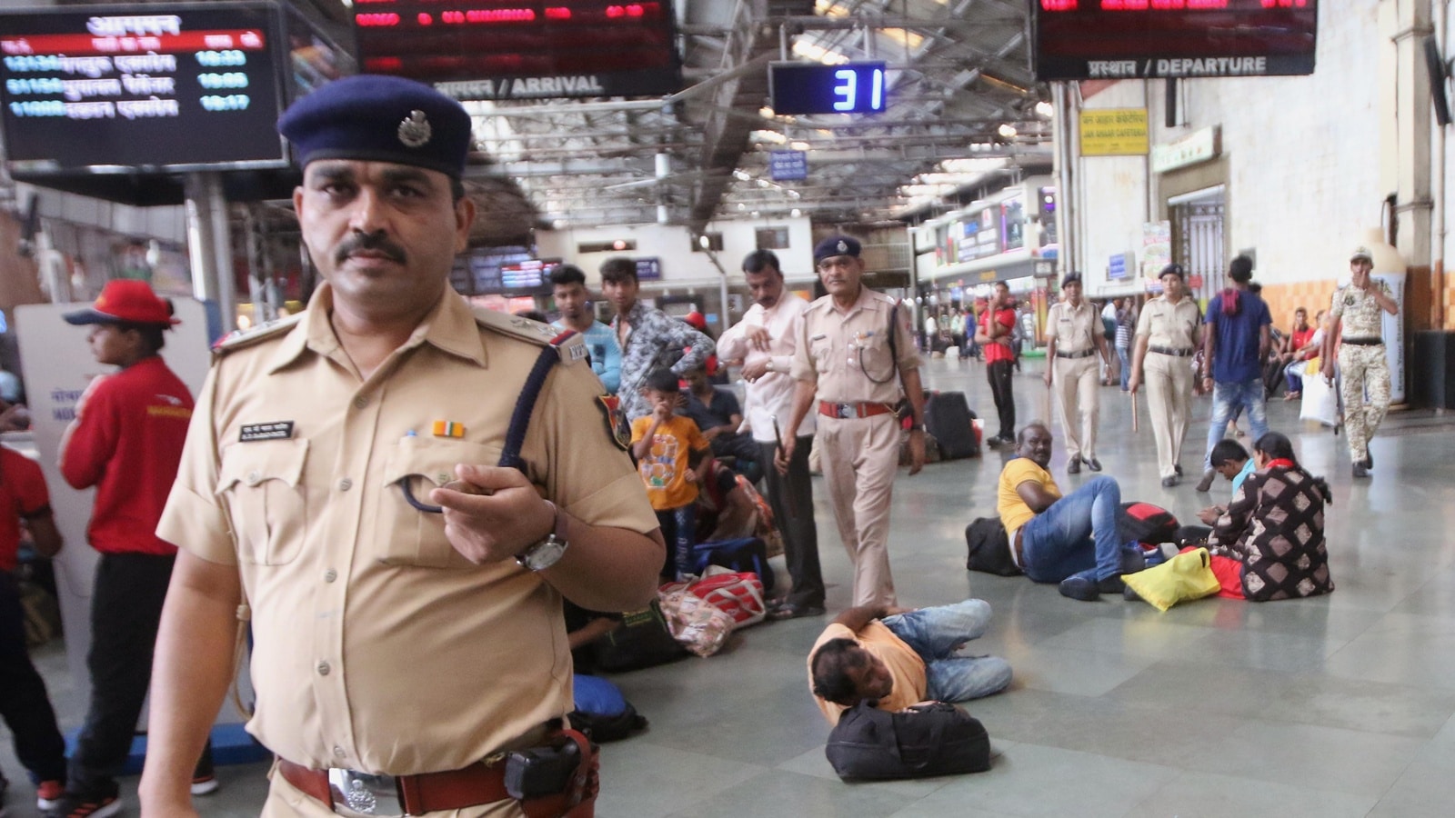 Three dismissed GRP personnel arrested in Mumbai railway station extortion case after Supreme Court cancels bail