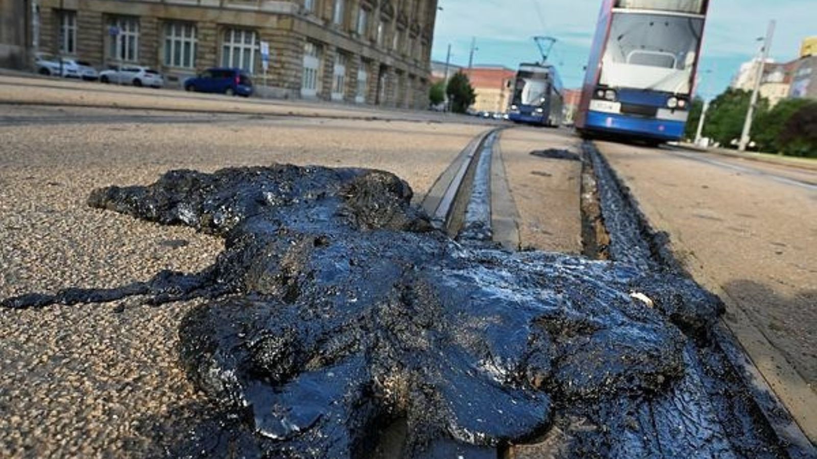 Stop Panicking About Melting Tram Tracks and Learn How Civil Engineering Actually Works