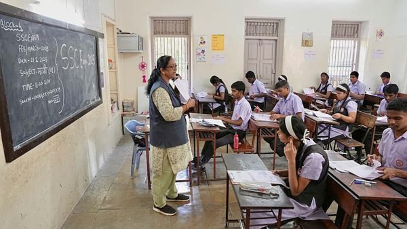 ‘Unauthorised’ school in Chunabhatti ordered shut, students told to relocate