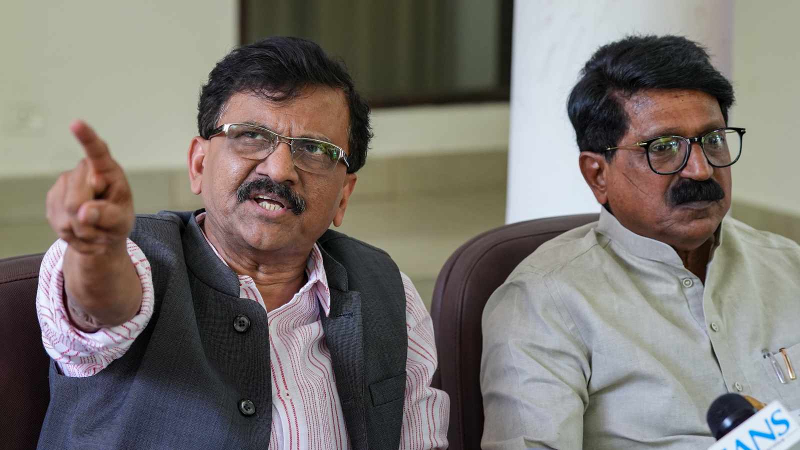 Shiv Sena UBT MPs News Highlights: Sanjay Raut says dishonest leaders must face consequences