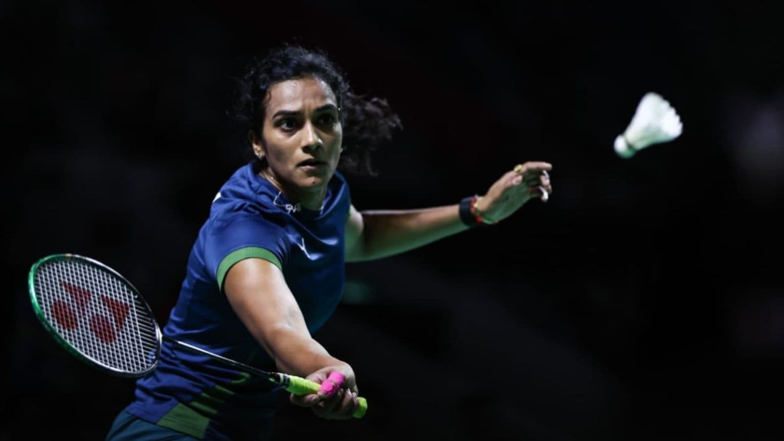Sindhu, Arjun-Hariharan make Round 2 at Indonesia