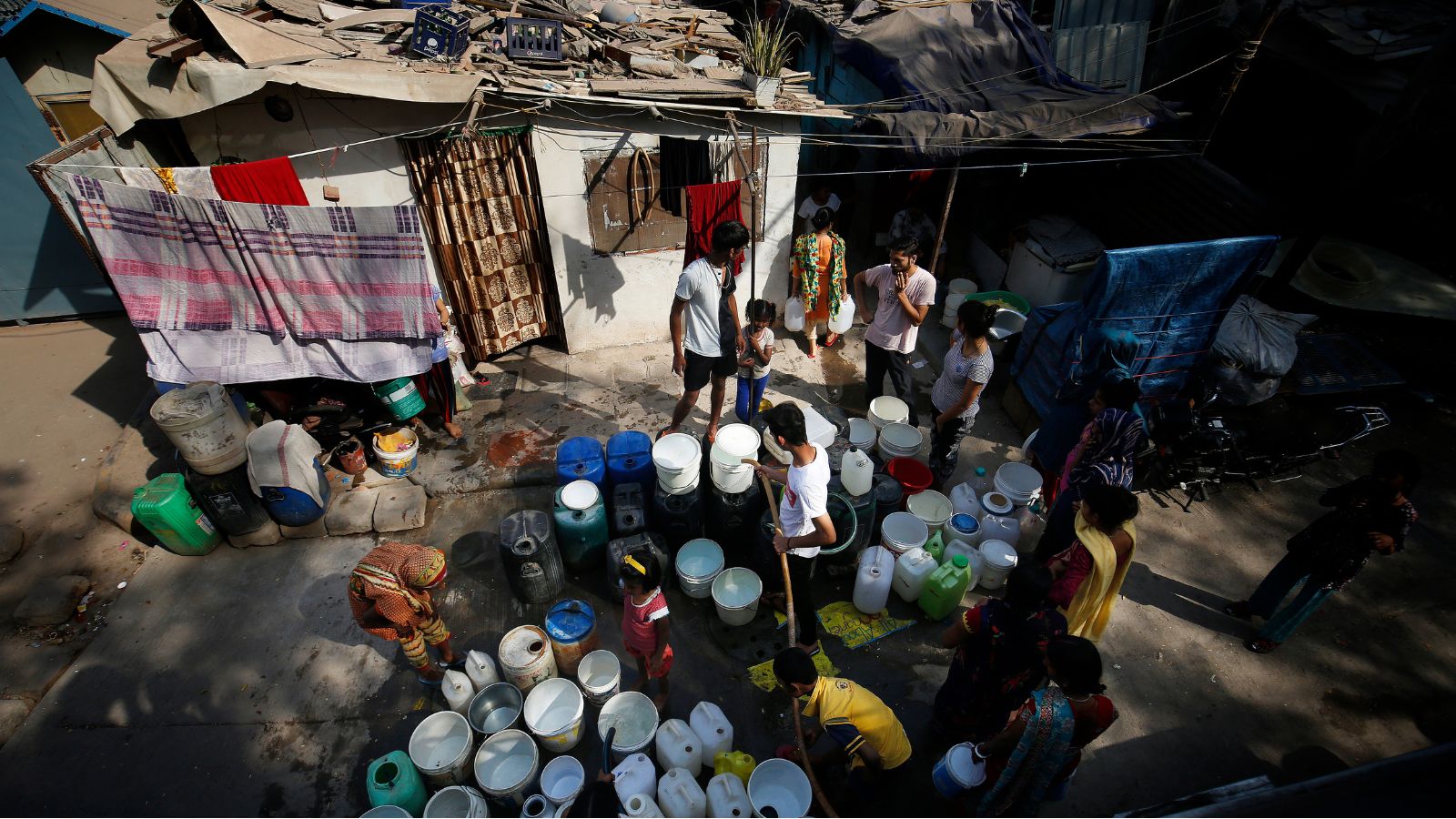 Delhi Government Extends Slum Rehabilitation Cut-Off Date to 2025, Benefits 20 Lakh