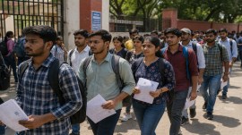 Candidates appear for the UP Police Constable Recruitment Examination 2026; over 28 lakh applicants compete for 32,679 posts across 75 districts.