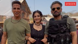 Akshay Kumar, Raveena Tandon, and Suniel Shetty in Welcome to the Jungle.