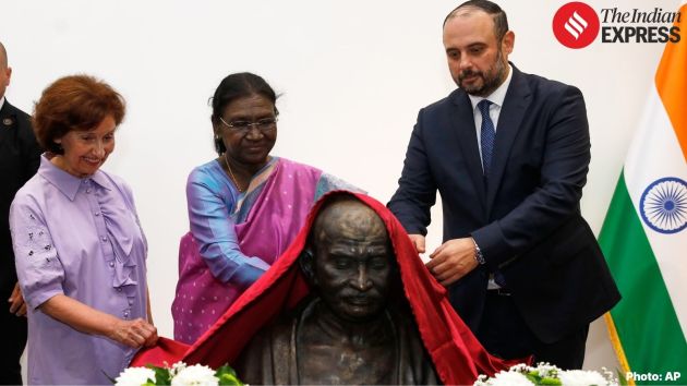 Murmu unveils Mahatma Gandhi bust in North Macedonia