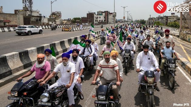 The protesting farmers claimed that the agreement would prove to be a "death decree" for farmers