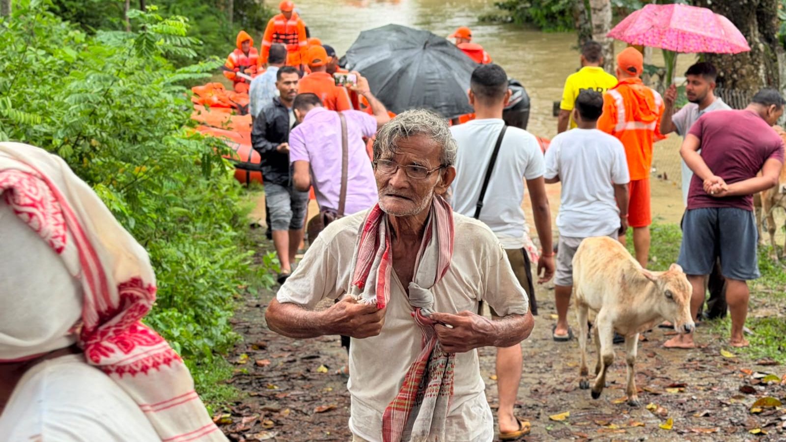 Prodip Kalita, a resident of the Nazira area in Sivasagar district, at noon on Monday, adding that the water inside their house had come up to chest level.