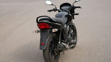 Ease bike taxi rules: permit private bikes, phase electrification, says consumer advocacy group