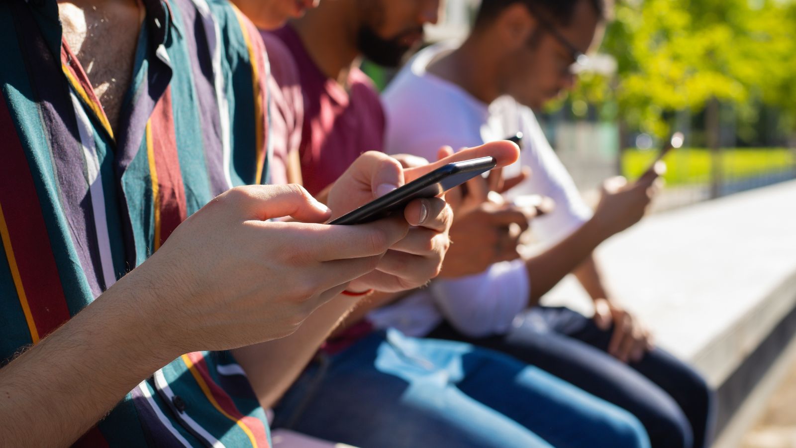 New Study: 71% of Indian Smartphone Users Engage with Generative AI Features Weekly