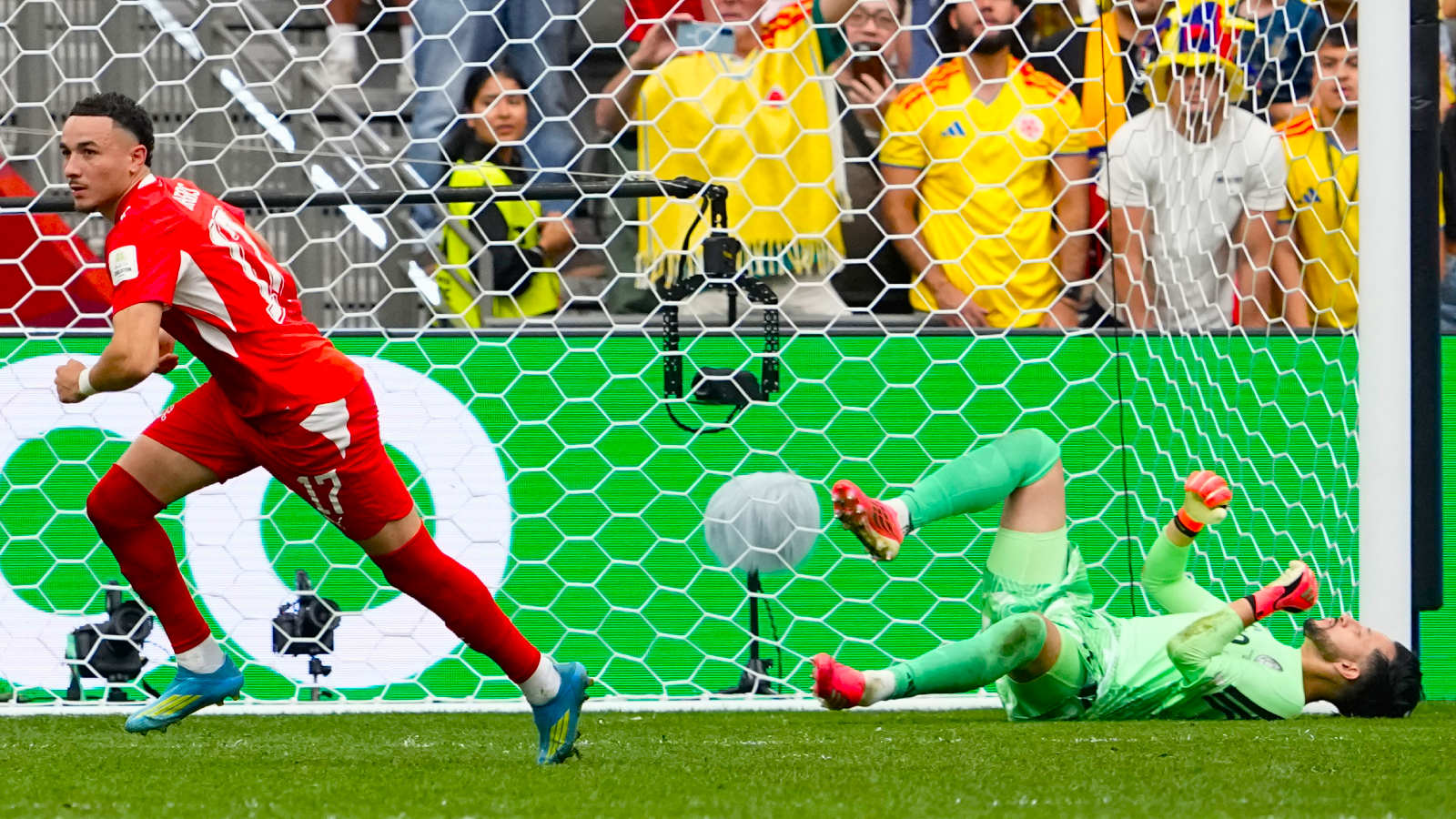 FIFA World Cup: Switzerland beat Colombia in dramatic penalty shootout