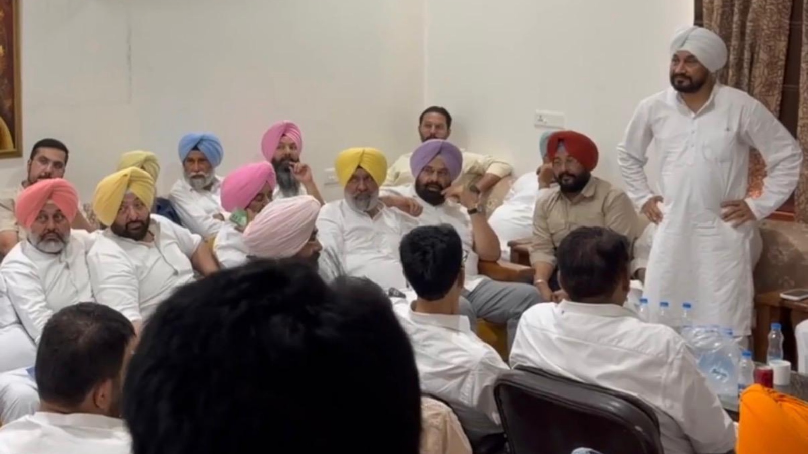 Punjab Congress row: 20 MLAs, former legislators turn up at Channi’s residence